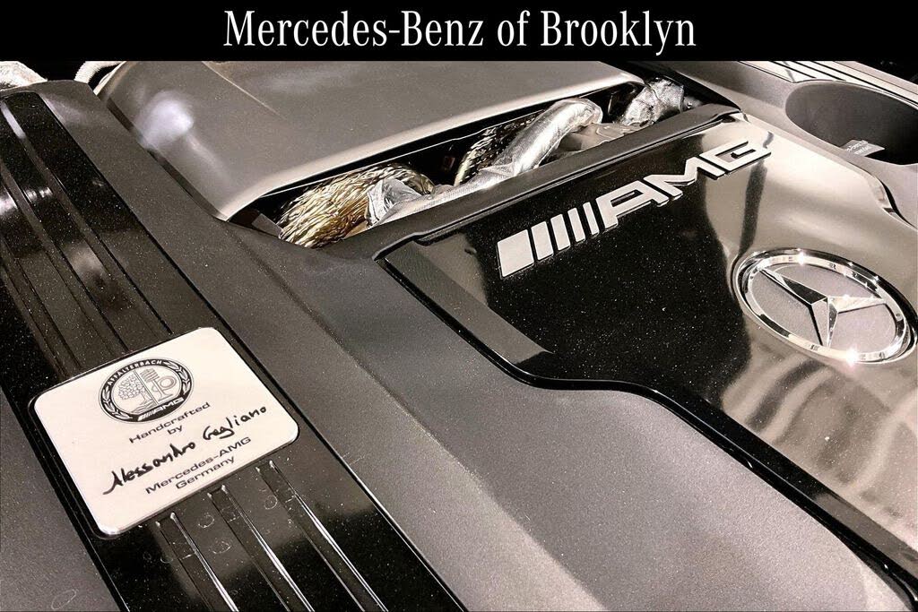 2027 Mercedes-Benz G-Class AMG G 63 4MATIC photo 17