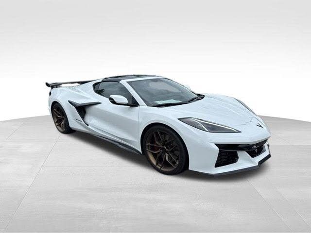2026 Chevrolet Corvette Z06 1LZ Coupe RWD photo 3