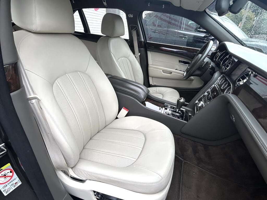 2011 Bentley Mulsanne RWD photo 18