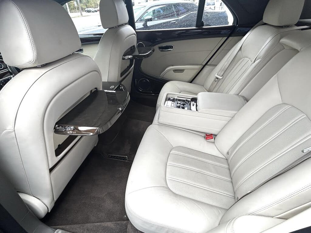 2011 Bentley Mulsanne RWD photo 20