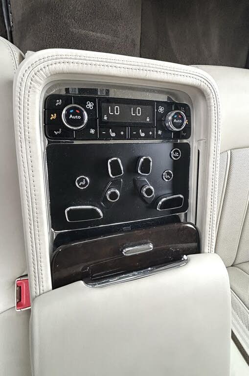2011 Bentley Mulsanne RWD photo 23