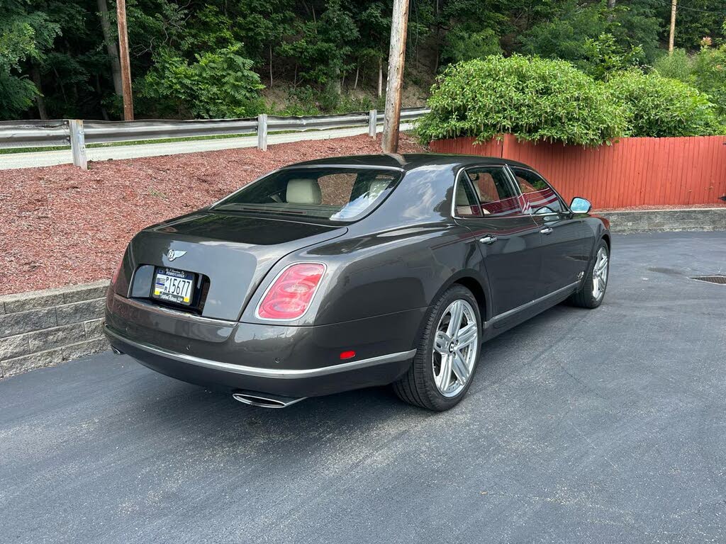 2011 Bentley Mulsanne RWD photo 5