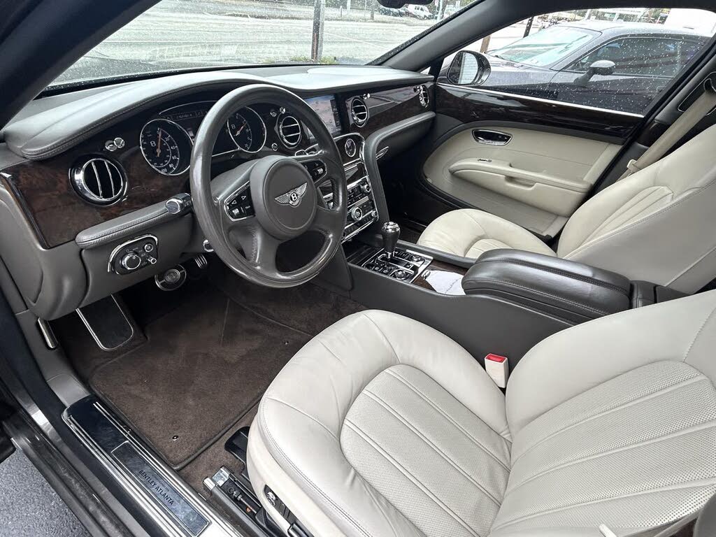 2011 Bentley Mulsanne RWD photo 10