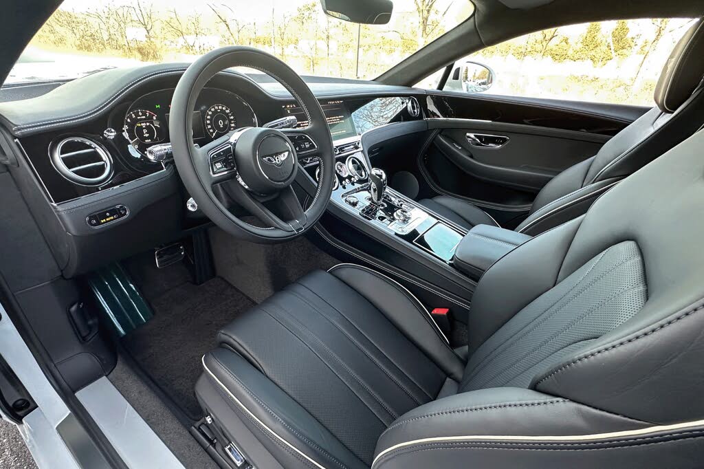 2026 Bentley Continental GT photo 2