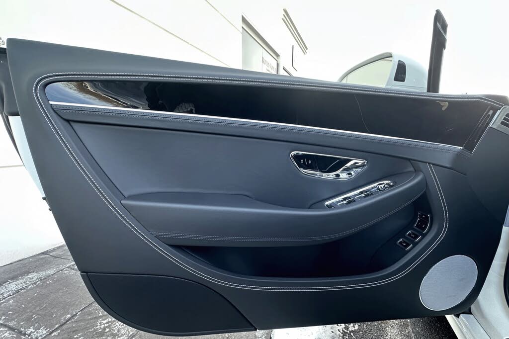 2026 Bentley Continental GT photo 6