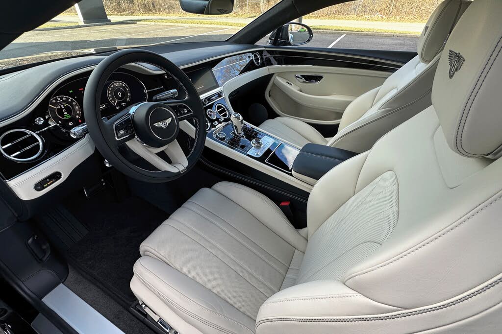 2026 Bentley Continental GT photo 2