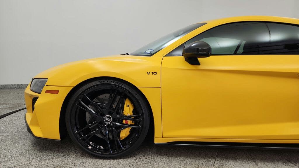2020 Audi R8 quattro V10 Performance Coupe AWD photo 12 of 24