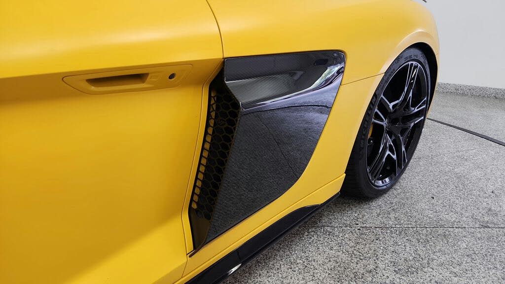 2020 Audi R8 quattro V10 Performance Coupe AWD photo 15 of 24