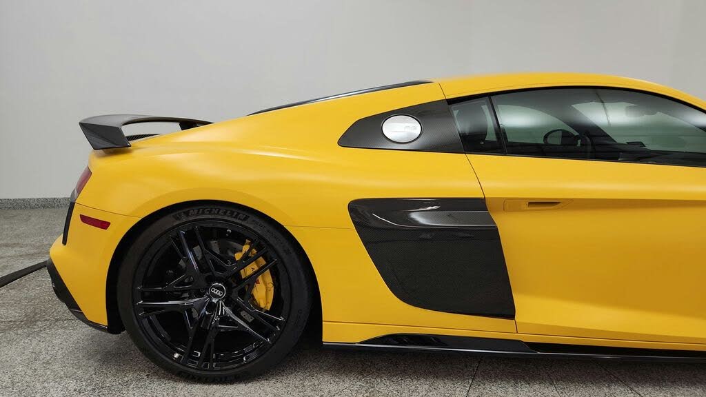 2020 Audi R8 quattro V10 Performance Coupe AWD photo 21 of 24