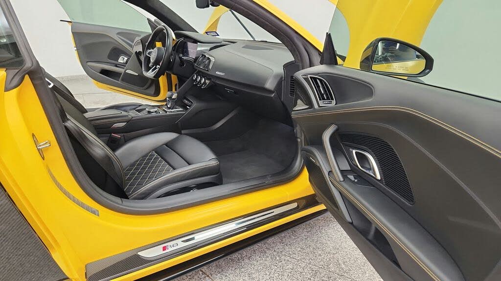 2020 Audi R8 quattro V10 Performance Coupe AWD photo 24 of 24