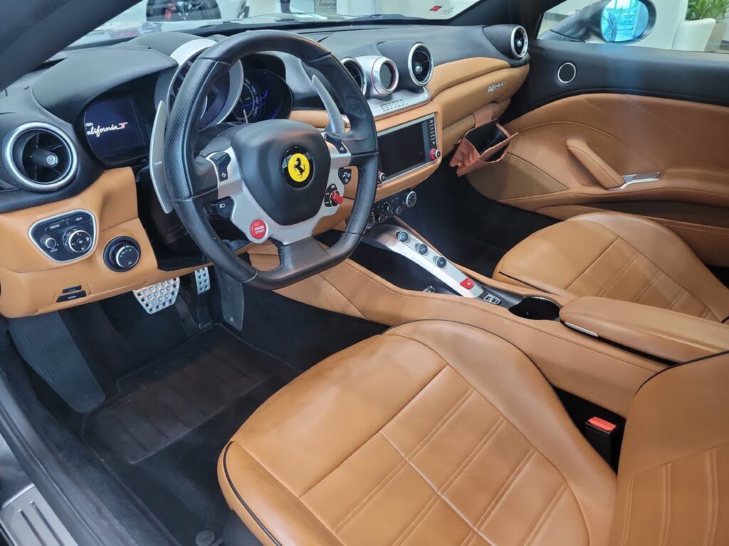 2017 Ferrari California T Roadster photo 12