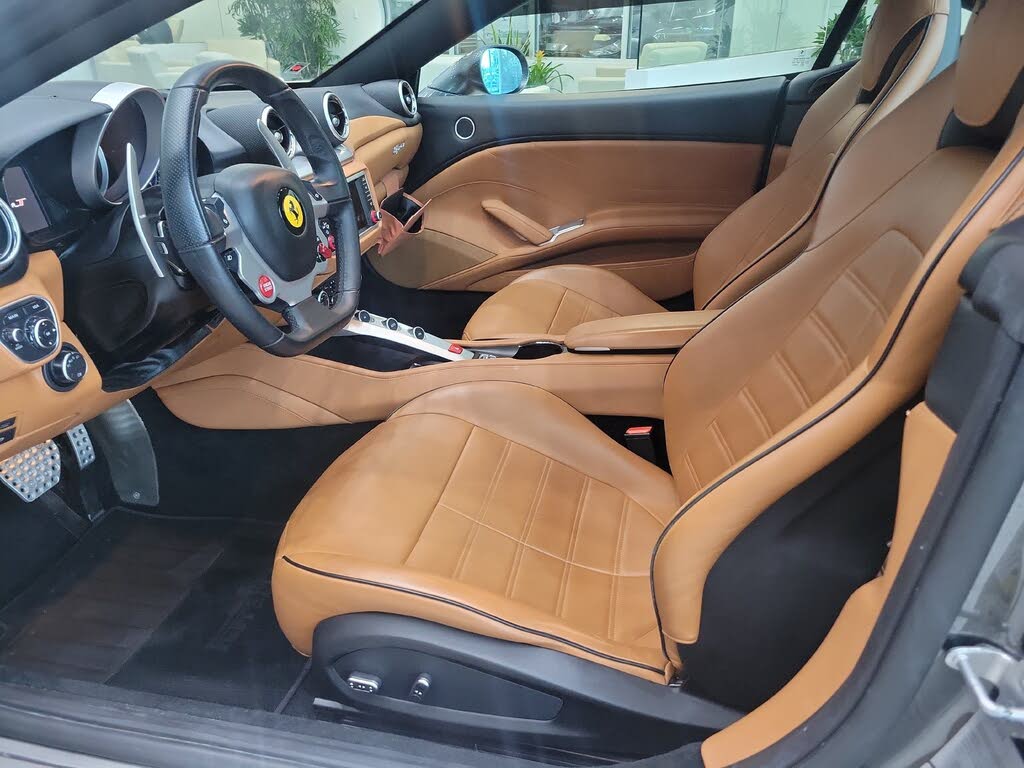 2017 Ferrari California T Roadster photo 13