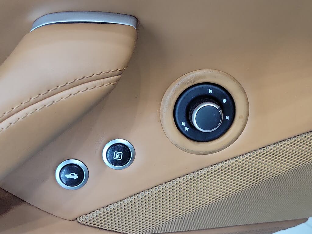 2017 Ferrari California T Roadster photo 18