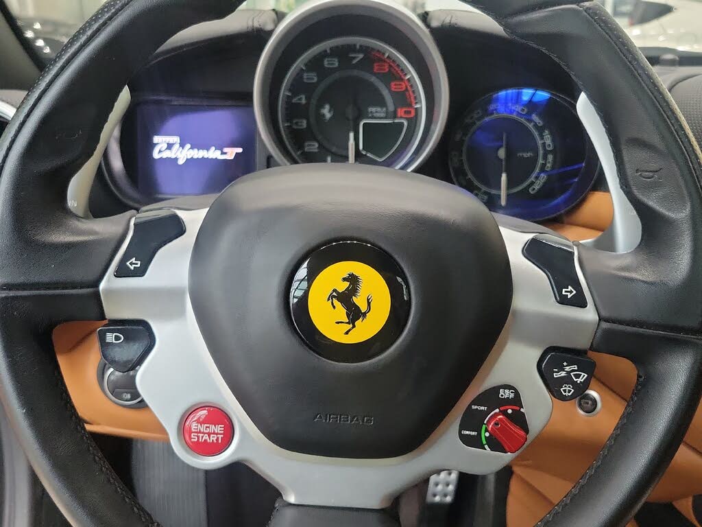 2017 Ferrari California T Roadster photo 20