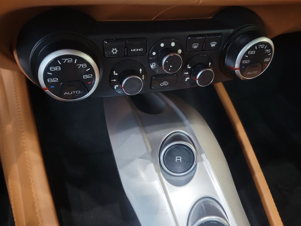 2017 Ferrari California T Roadster photo 24