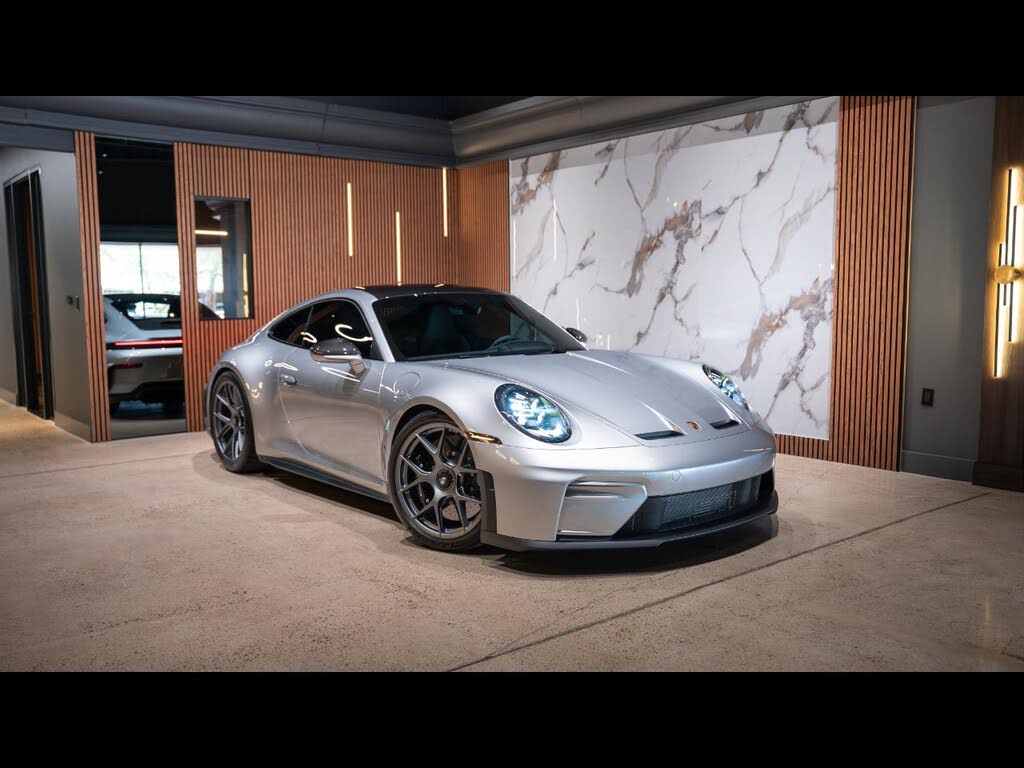 2026 Porsche 911 GT3 Touring Coupe RWD