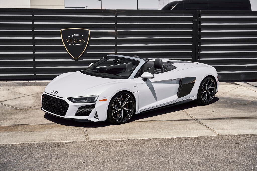 2022 Audi R8 V10 Performance Spyder RWD photo 5 of 24