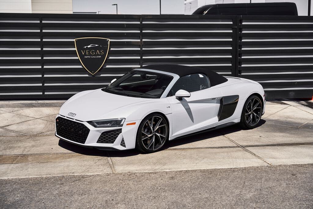 2022 Audi R8 V10 Performance Spyder RWD photo 6 of 24