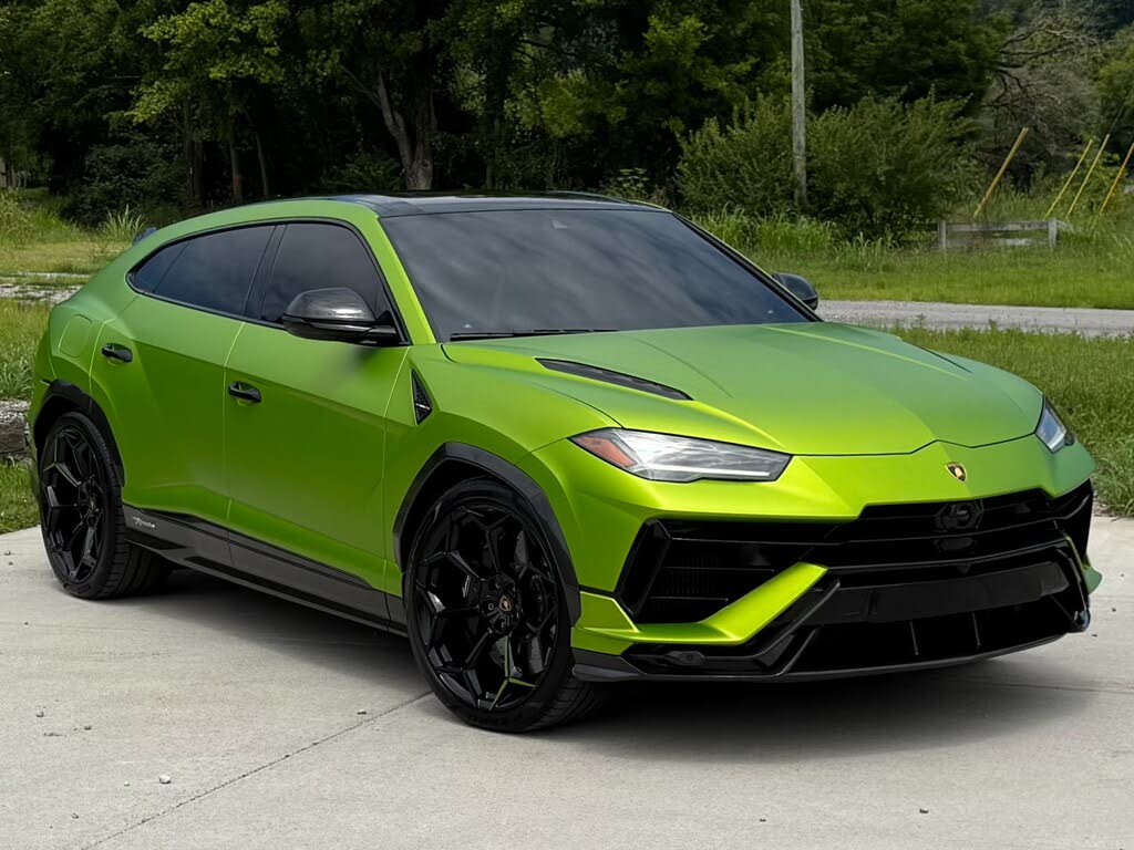 2023 Lamborghini Urus Performante AWD