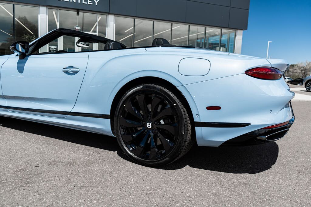 2026 Bentley Continental GTC AWD photo 9