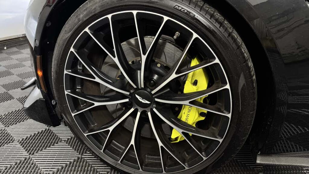 2022 Aston Martin Vantage F1 Edition Coupe RWD photo 11