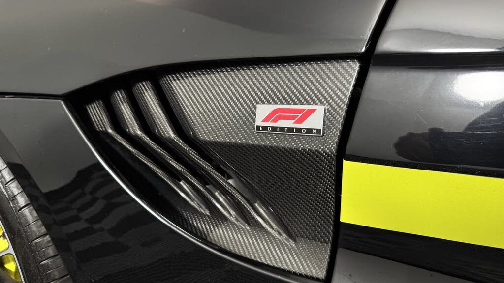 2022 Aston Martin Vantage F1 Edition Coupe RWD photo 12