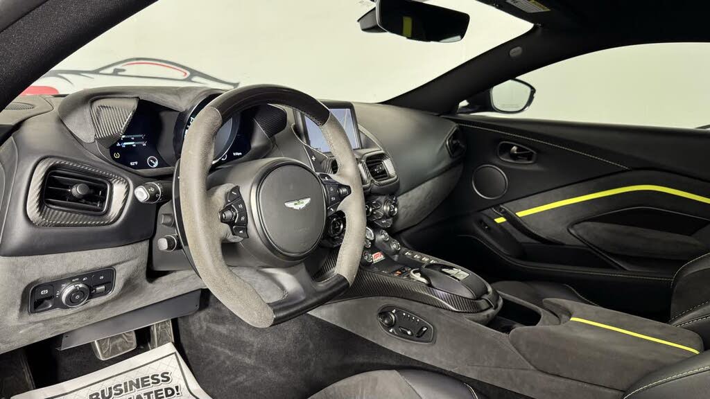 2022 Aston Martin Vantage F1 Edition Coupe RWD photo 15