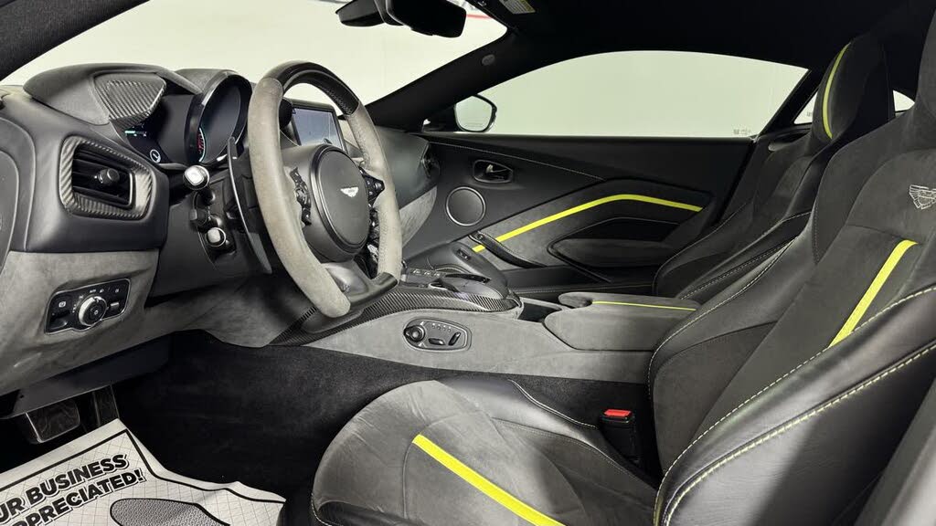 2022 Aston Martin Vantage F1 Edition Coupe RWD photo 16