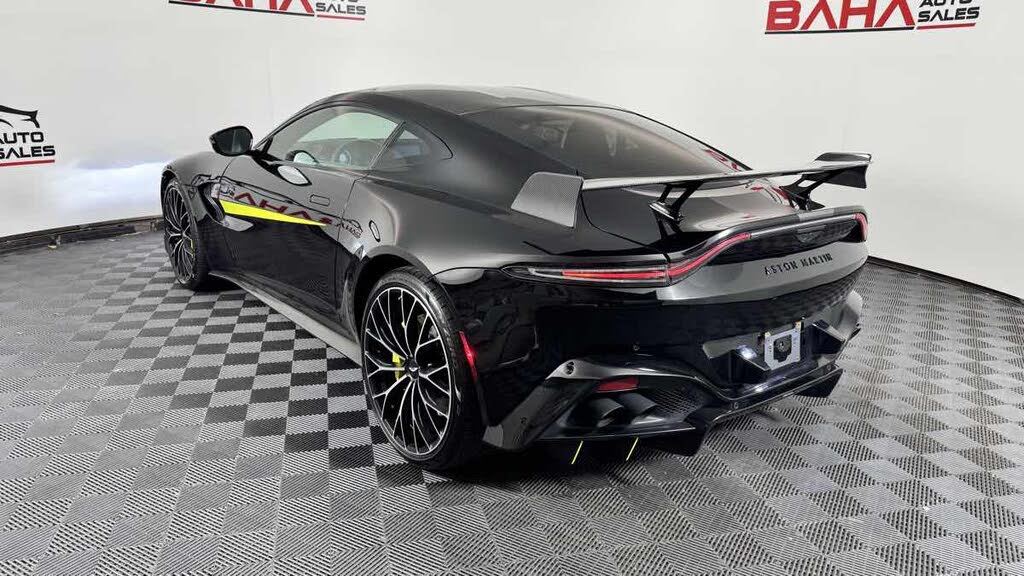 2022 Aston Martin Vantage F1 Edition Coupe RWD photo 5