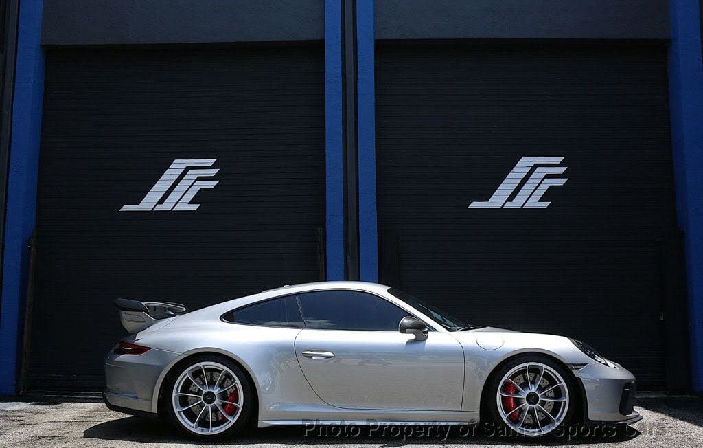 2018 Porsche 911 GT3 Coupe RWD - $214,800
