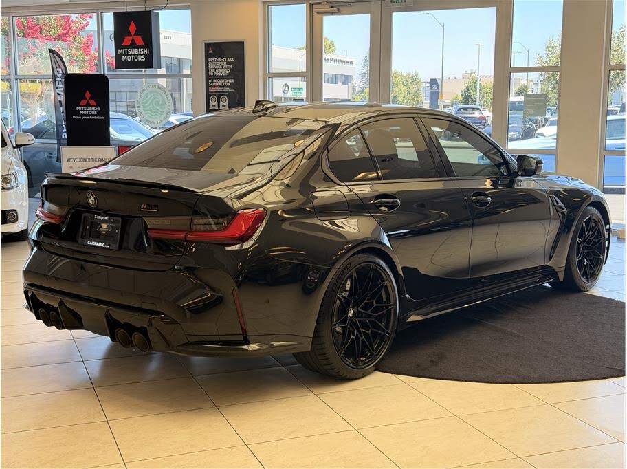 2021 BMW M3 Competition RWD photo 5