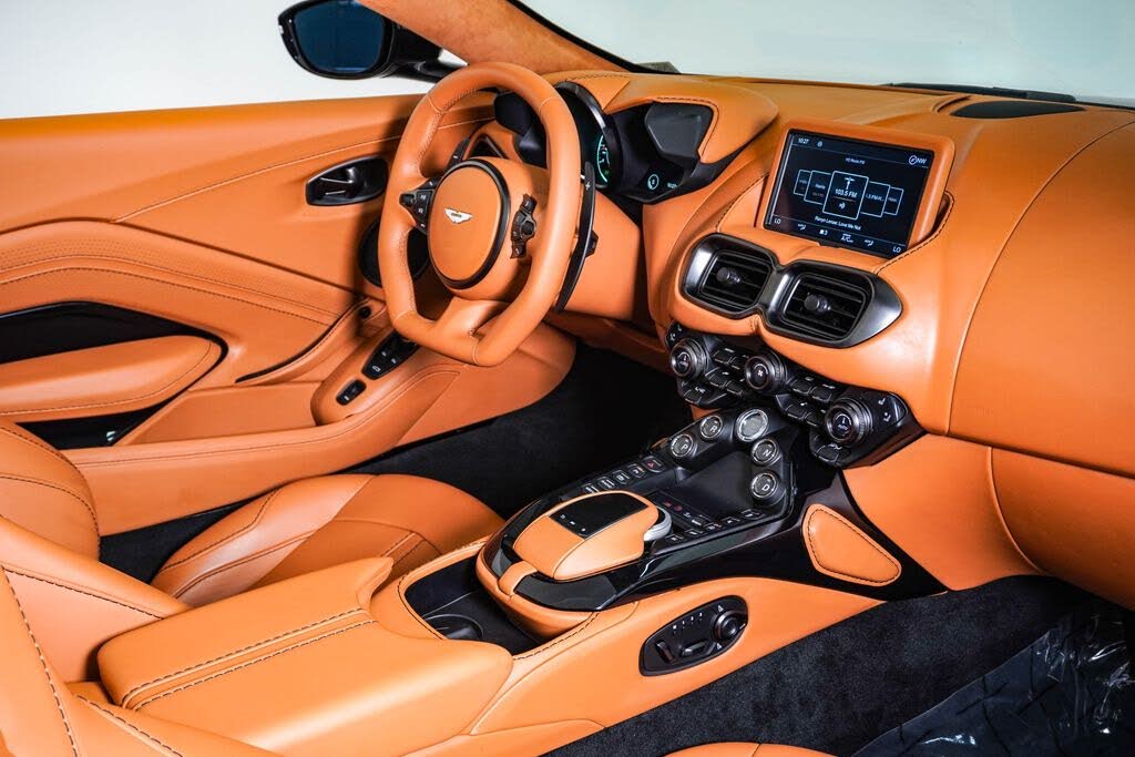 2023 Aston Martin Vantage V8 Convertible RWD photo 18