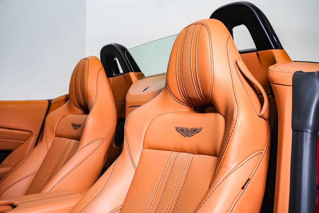 2023 Aston Martin Vantage V8 Convertible RWD photo 24