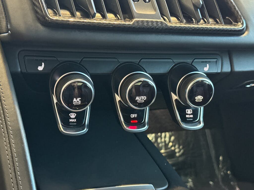 2018 Audi R8 quattro V10 Plus Coupe AWD photo 14 of 24
