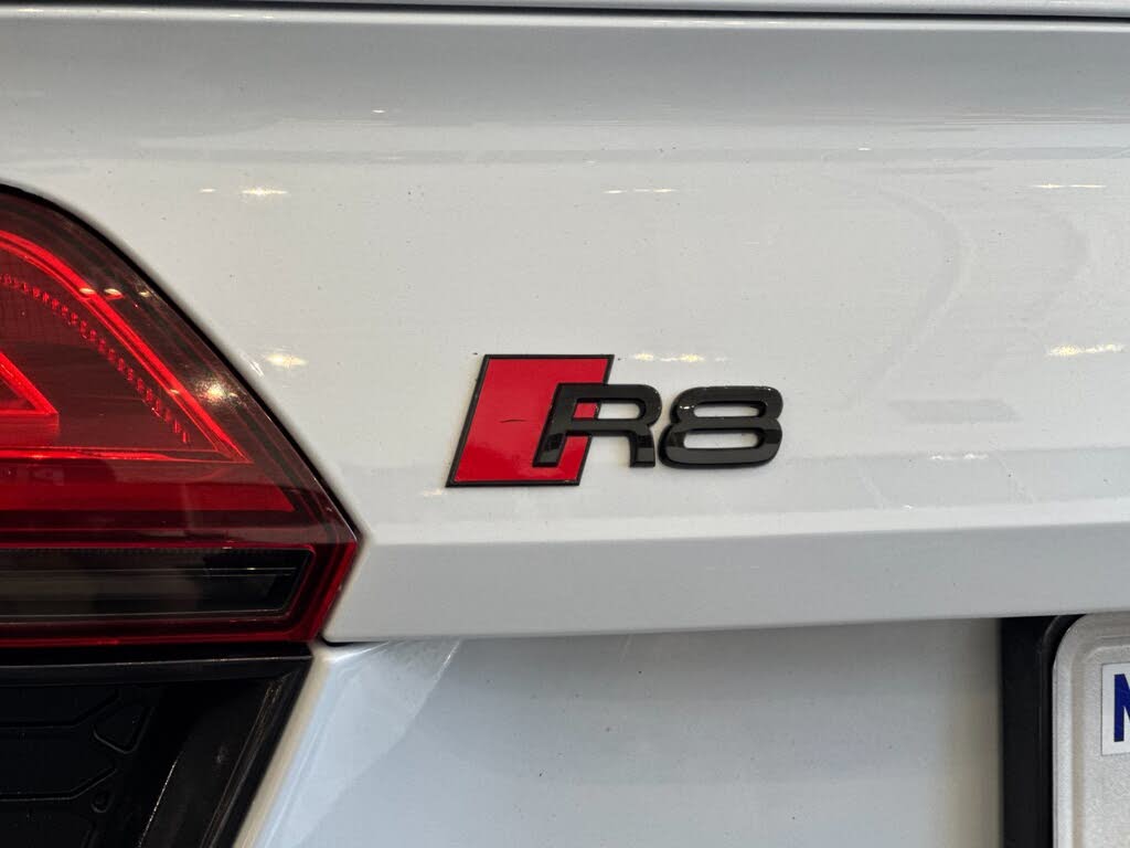 2018 Audi R8 quattro V10 Plus Coupe AWD photo 20 of 24