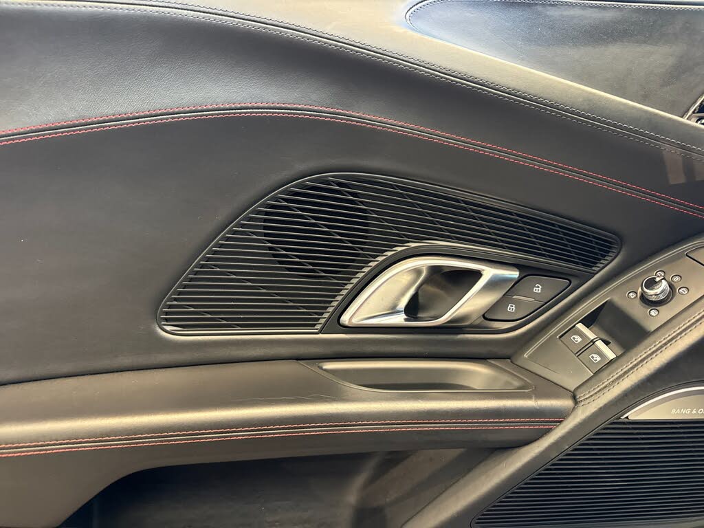 2018 Audi R8 quattro V10 Plus Coupe AWD photo 9 of 24