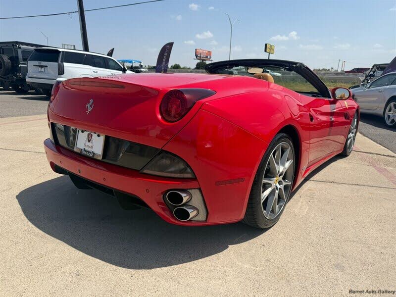 2012 Ferrari California Roadster photo 11