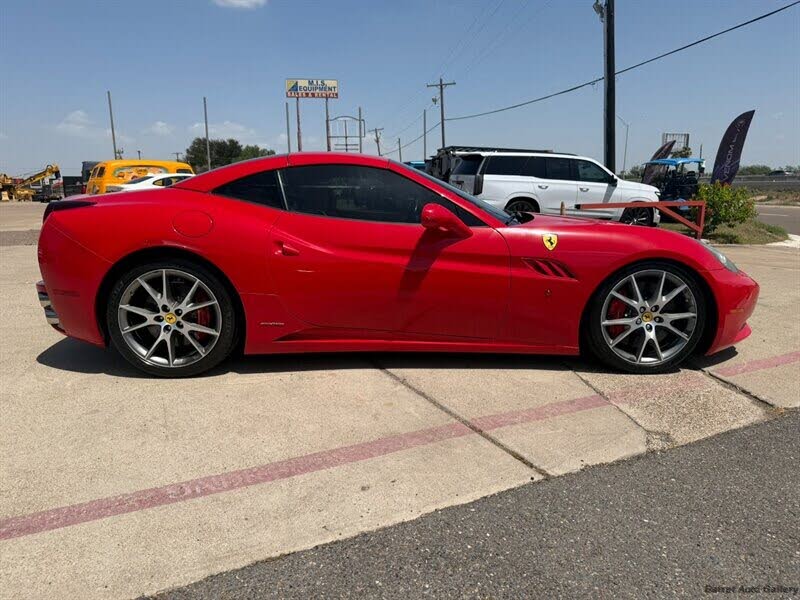2012 Ferrari California Roadster photo 12
