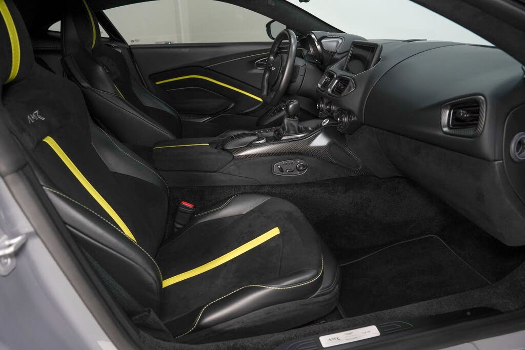 2020 Aston Martin Vantage AMR RWD photo 2