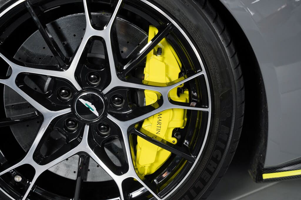 2020 Aston Martin Vantage AMR RWD photo 20