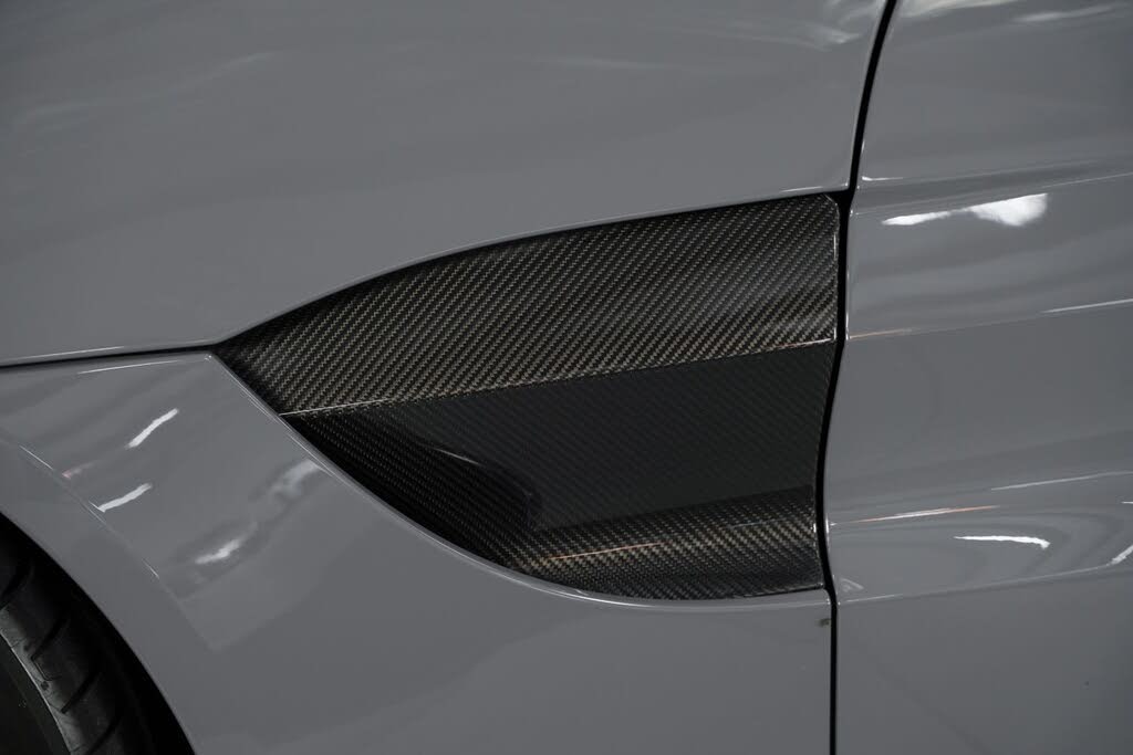 2020 Aston Martin Vantage AMR RWD photo 21