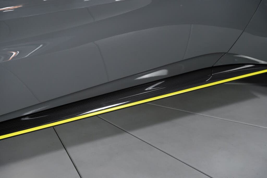 2020 Aston Martin Vantage AMR RWD photo 22