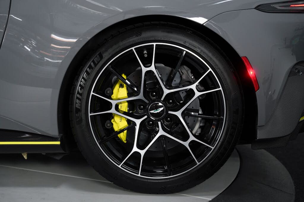 2020 Aston Martin Vantage AMR RWD photo 23