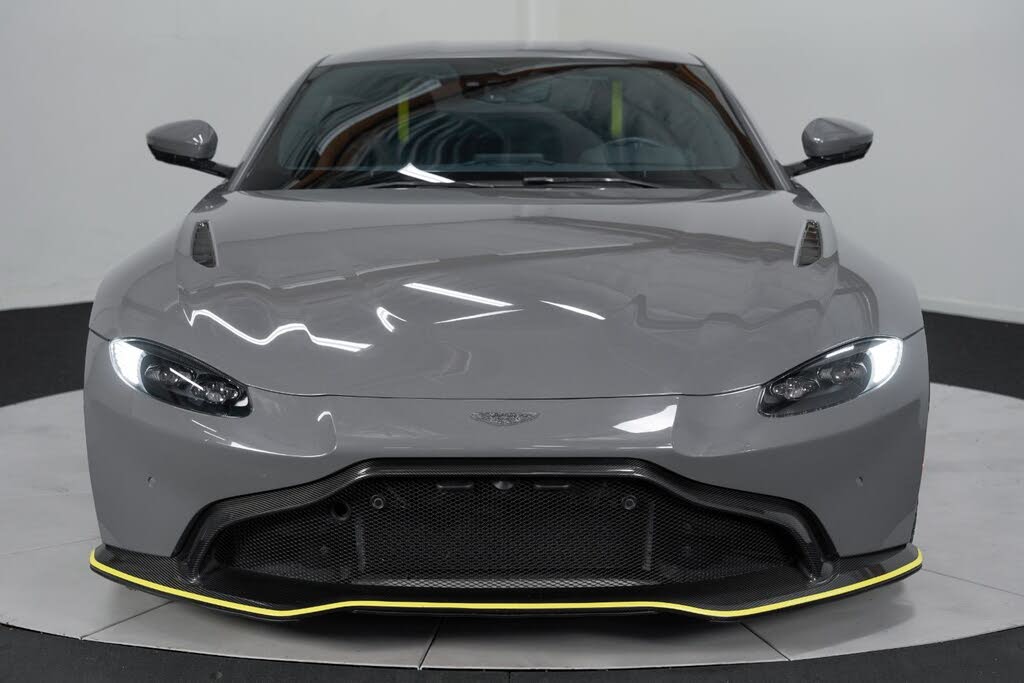 2020 Aston Martin Vantage AMR RWD photo 10