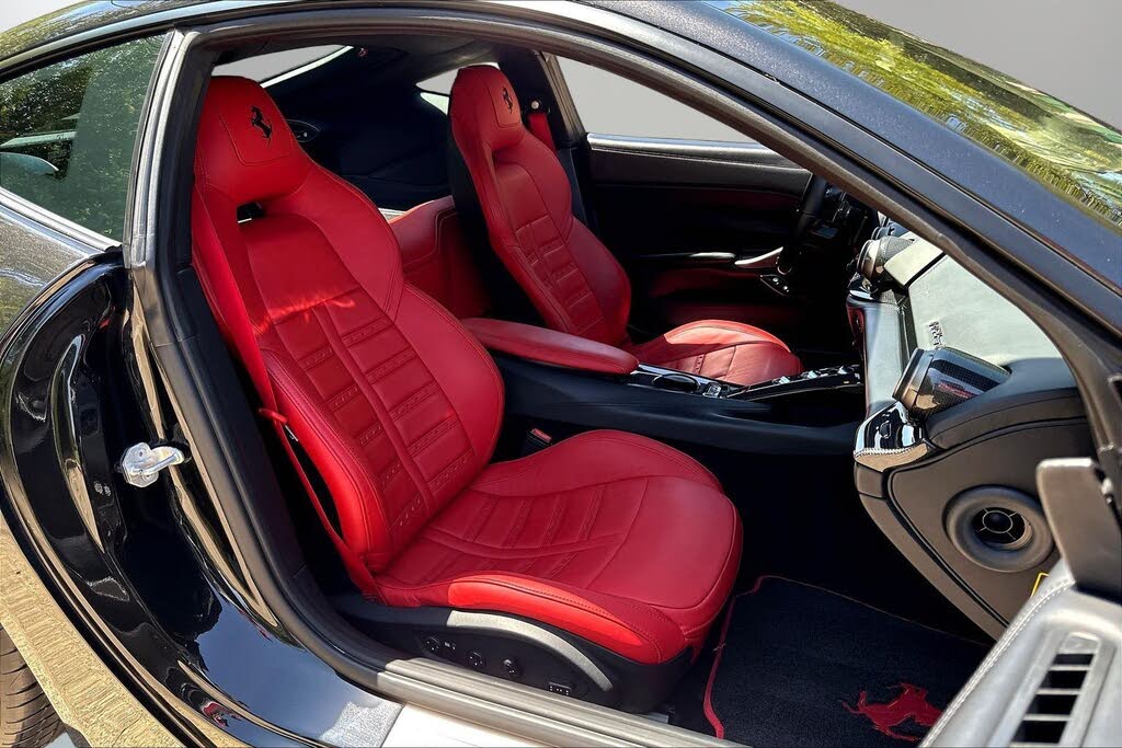 2014 Ferrari F12 Berlinetta Coupe photo 23