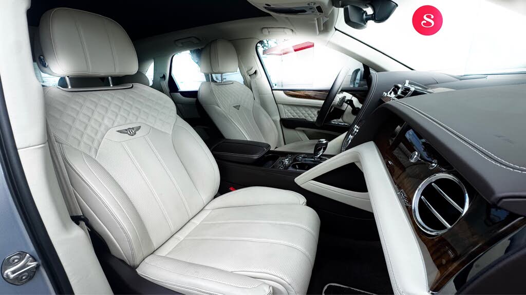 2022 Bentley Bentayga Speed AWD photo 19