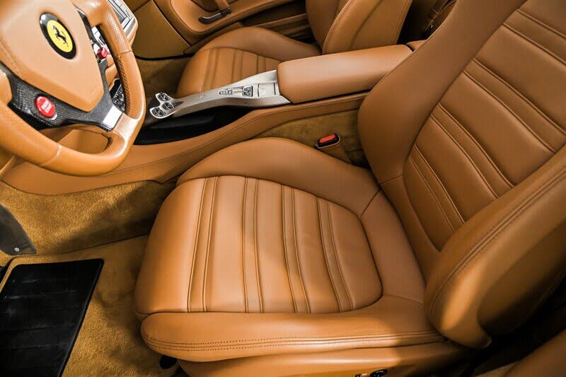 2010 Ferrari California GT Convertible photo 17
