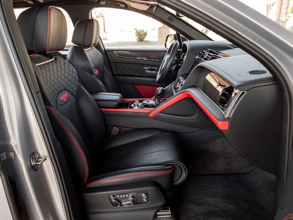 2025 Bentley Bentayga S Black Edition AWD photo 2