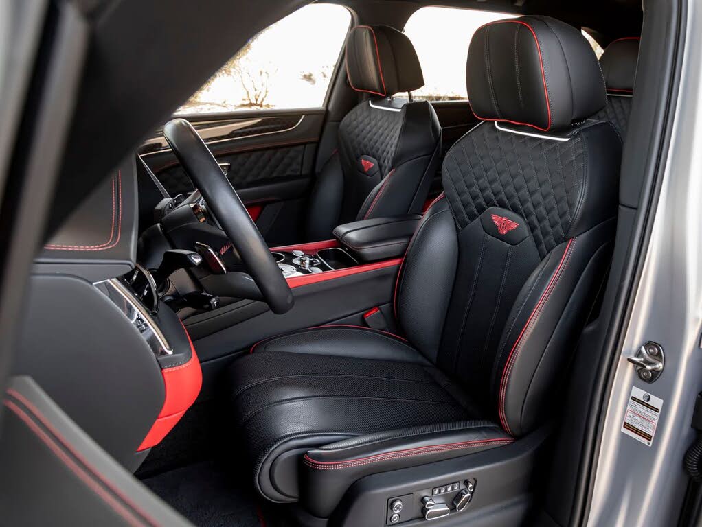 2025 Bentley Bentayga S Black Edition AWD photo 15