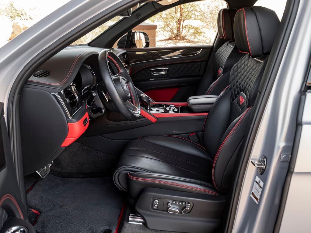 2025 Bentley Bentayga S Black Edition AWD photo 16